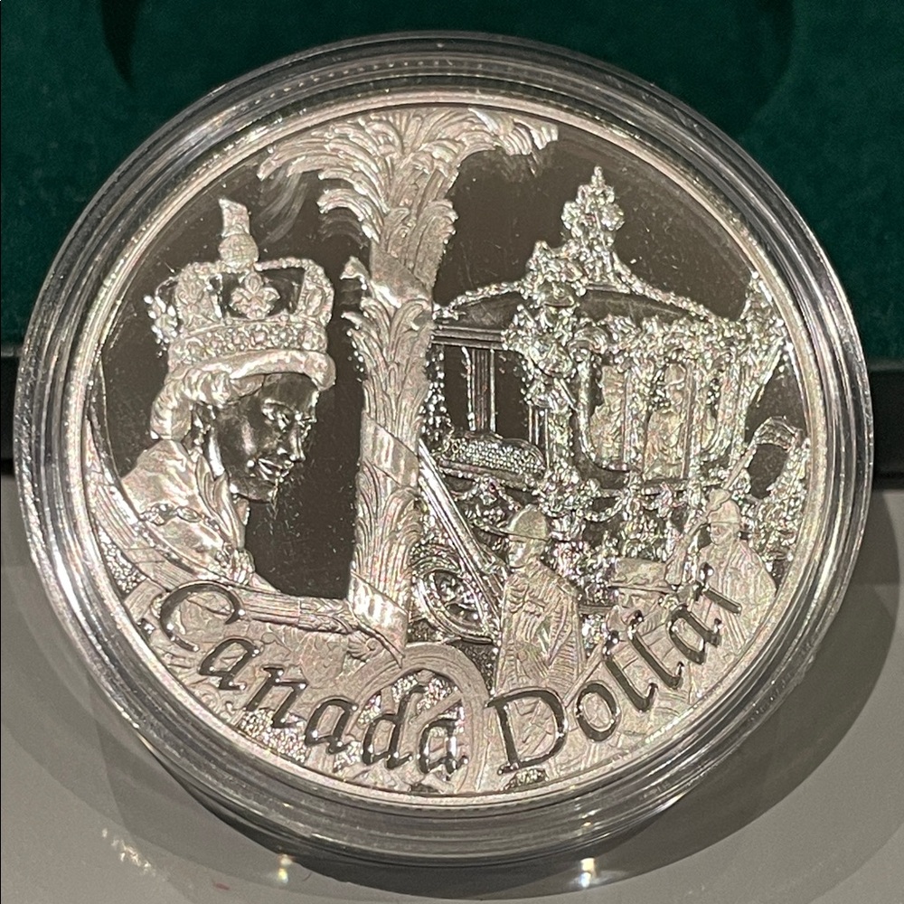 RCM 2002 PROOF Silver Dollar Coin - Queen Elizabeth's  Golden Jubilee
